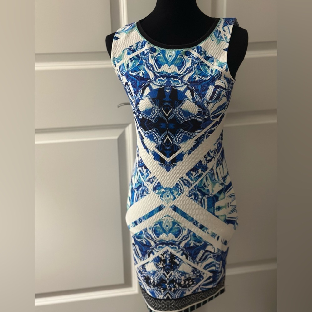 Bloomingdale’s Dress Mini Size Medium Preppy Summer  Comfort Graduation Comfort - Picture 10 of 10